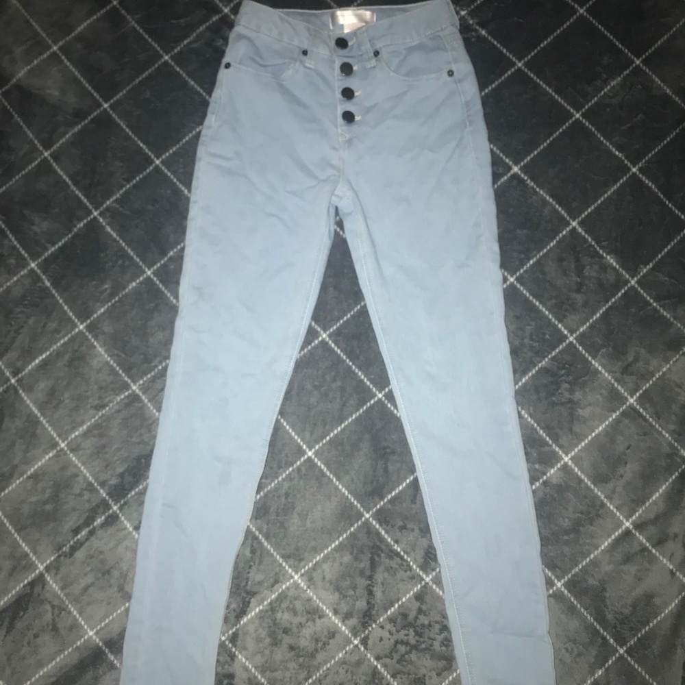 High waisted pants